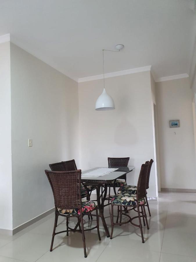 Apartamento 3 Quartos 8 Pessoas A 50 Mts Da Praia De Bombas, A 100M Da Passarela Do Ribeiro Бомбиньяс Экстерьер фото