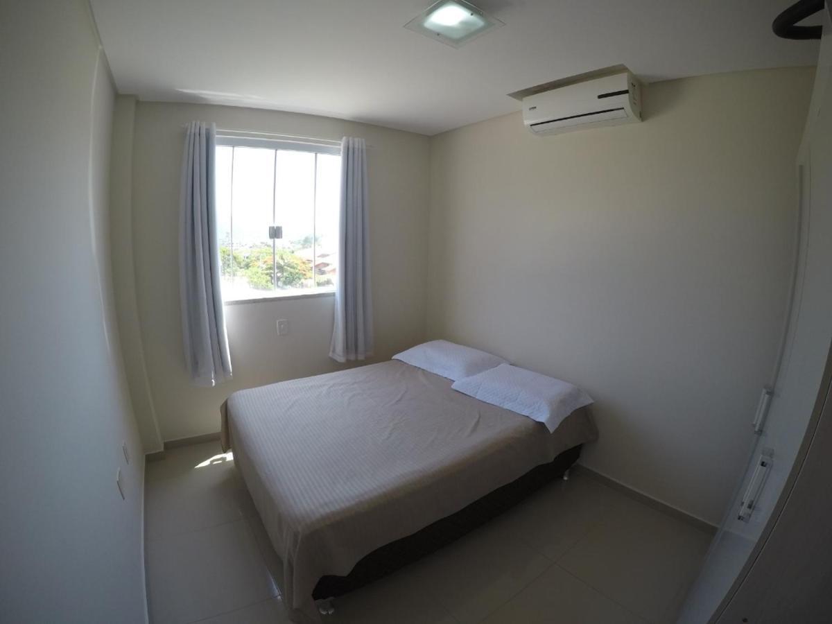 Apartamento 3 Quartos 8 Pessoas A 50 Mts Da Praia De Bombas, A 100M Da Passarela Do Ribeiro Бомбиньяс Экстерьер фото